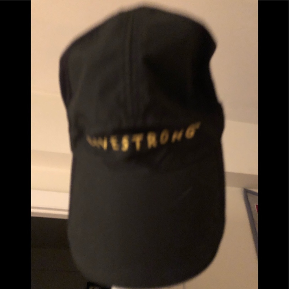 Nike Livestrong Dri fit Cap